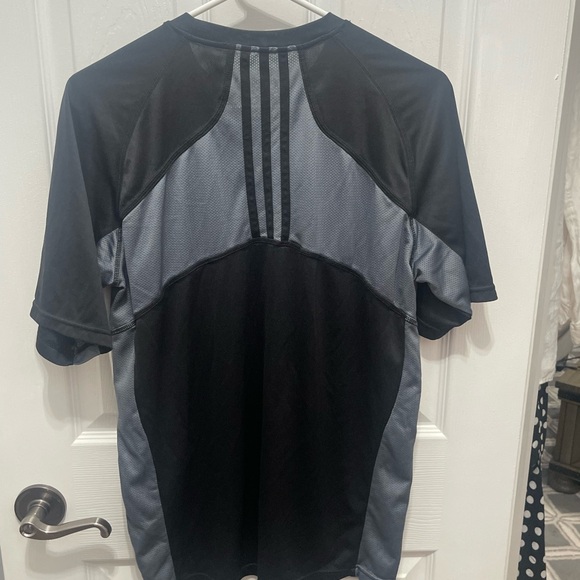 Adidas short sleeve shirt blue gray - Picture 6 of 13